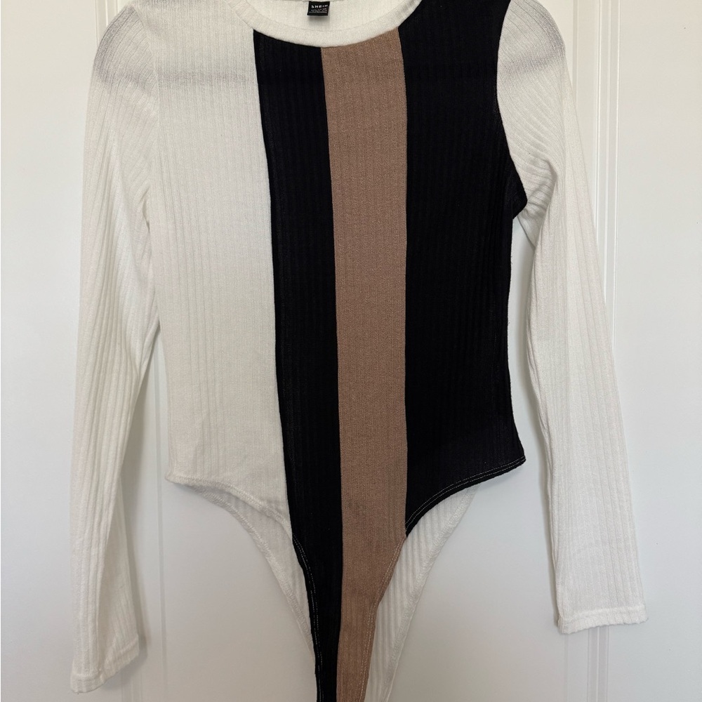 SHEIN Black and Tan Knit Top